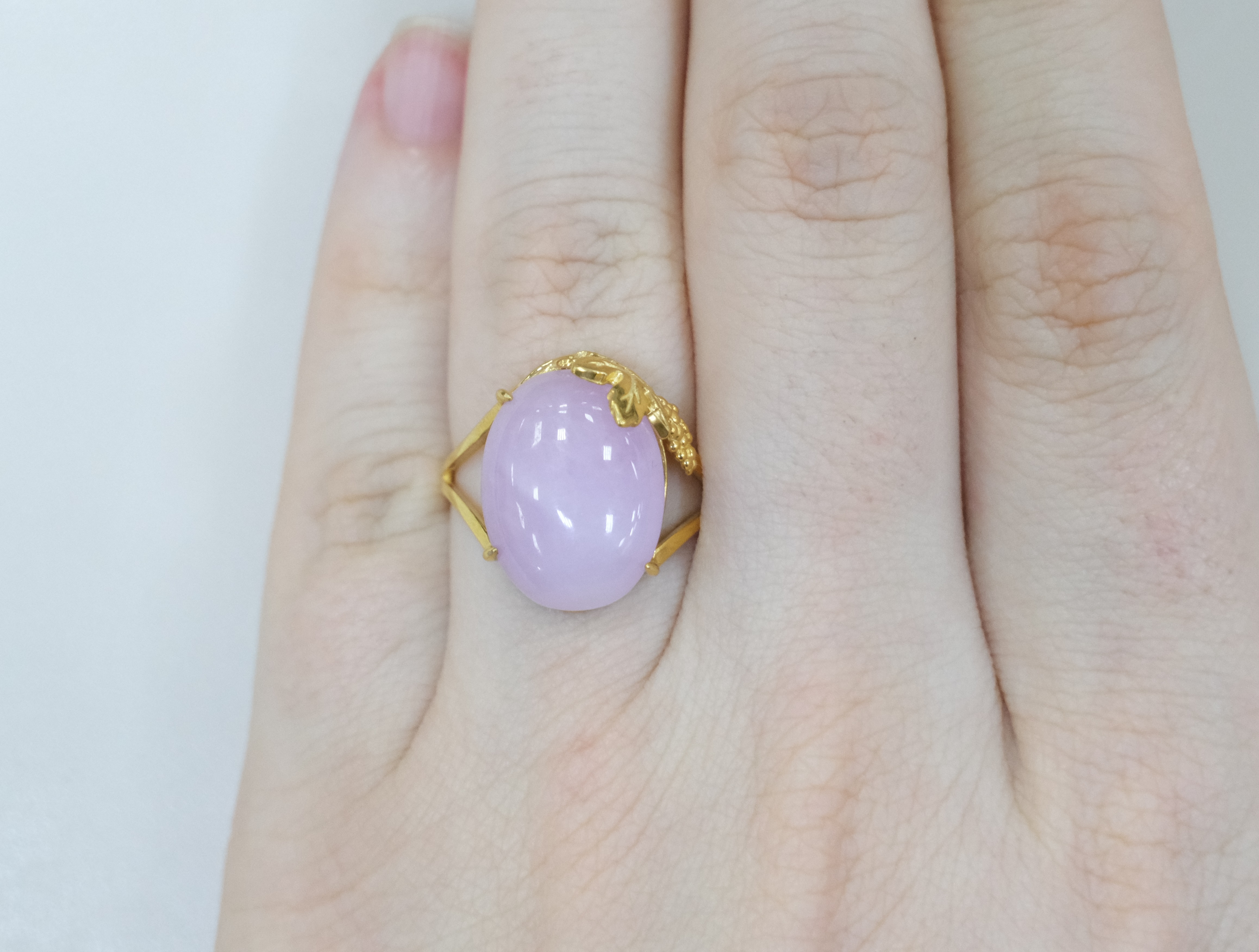 Серебряное кольцо с кунцитом
